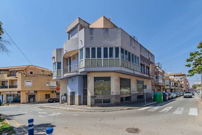 Image No.3-Commercial à vendre à Torrevieja
