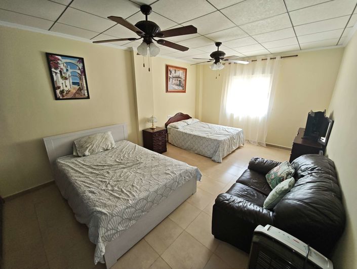 Image No.25-5 Bed Villa for sale