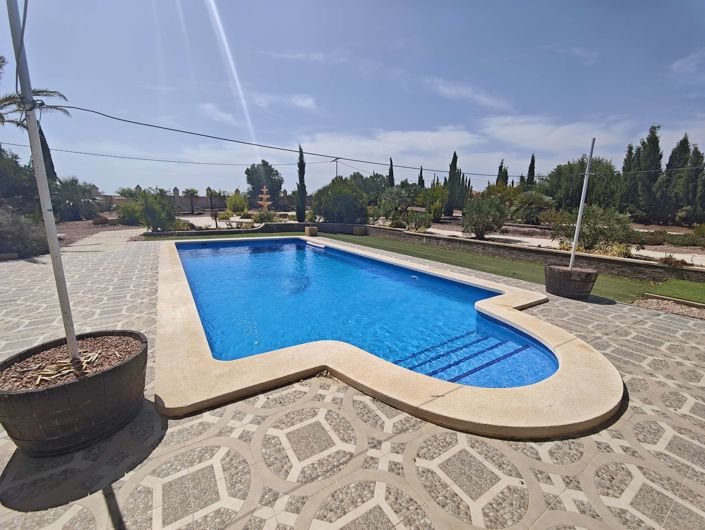Image No.38-5 Bed Villa for sale