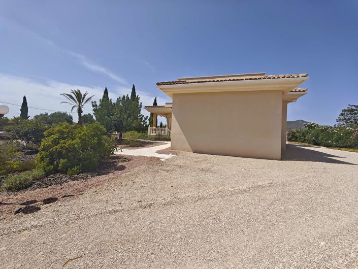 Image No.48-5 Bed Villa for sale