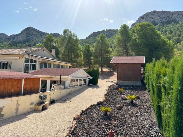 Image No.23-4 Bed Villa for sale