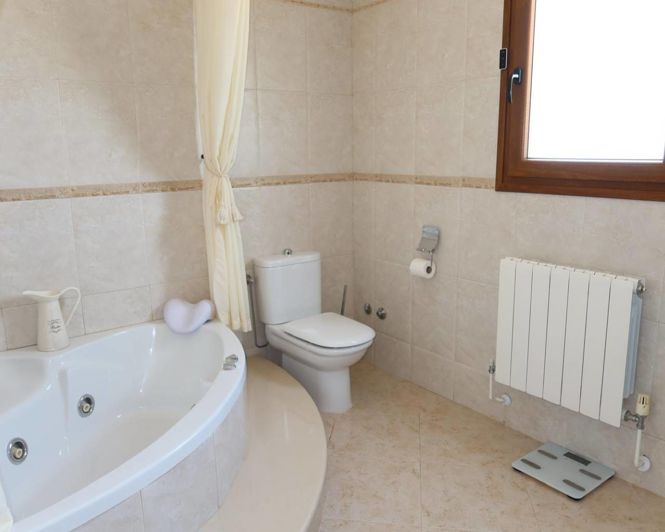 Image No.15-4 Bed Finca for sale