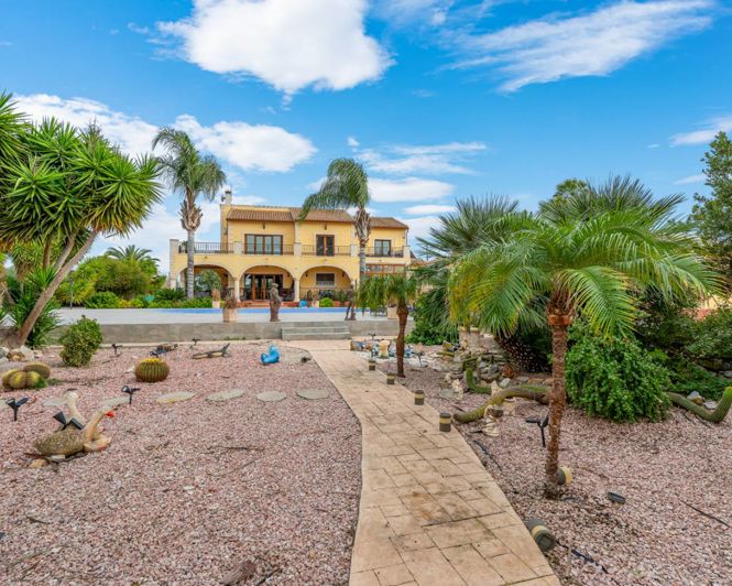 Image No.31-4 Bed Finca for sale