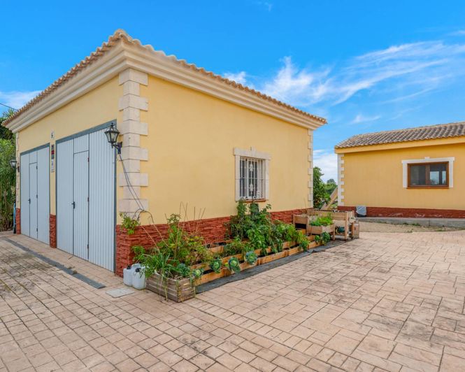 Image No.32-4 Bed Finca for sale