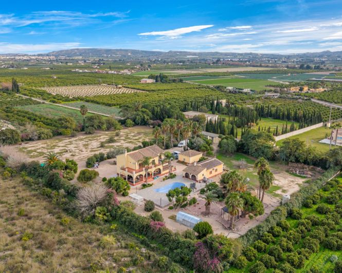 Image No.35-4 Bed Finca for sale