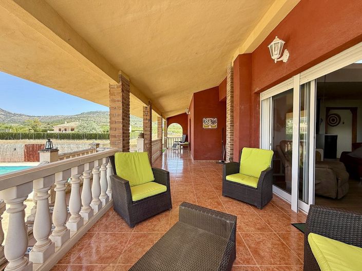 Image No.20-4 Bed Country House for sale