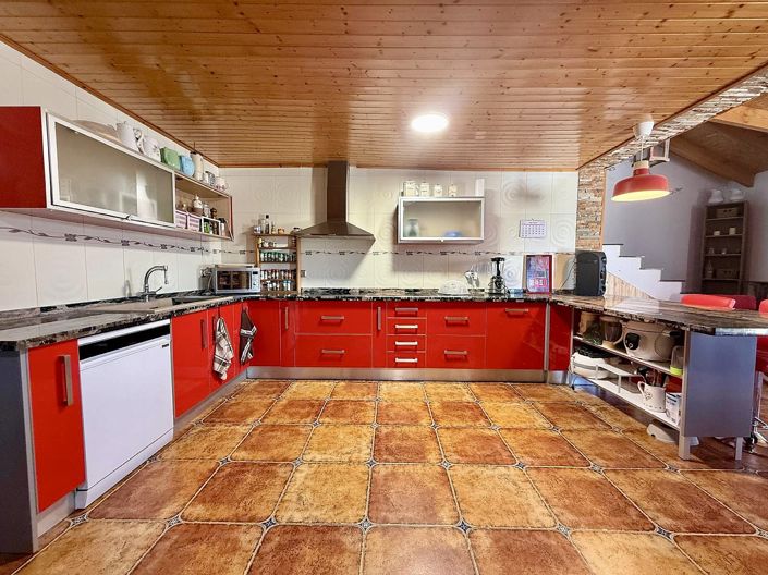 Image No.28-4 Bed Country House for sale