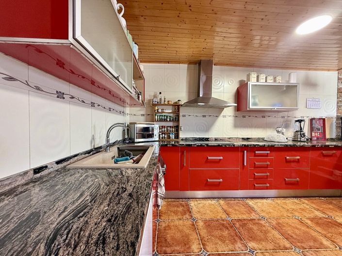 Image No.29-4 Bed Country House for sale