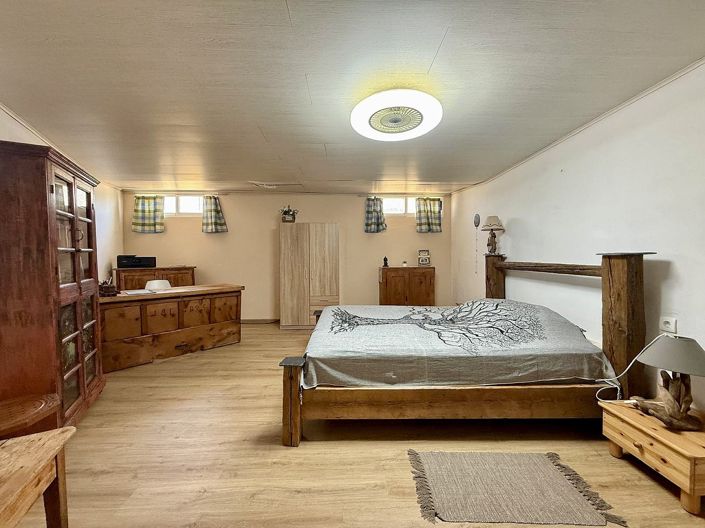Image No.33-4 Bed Country House for sale