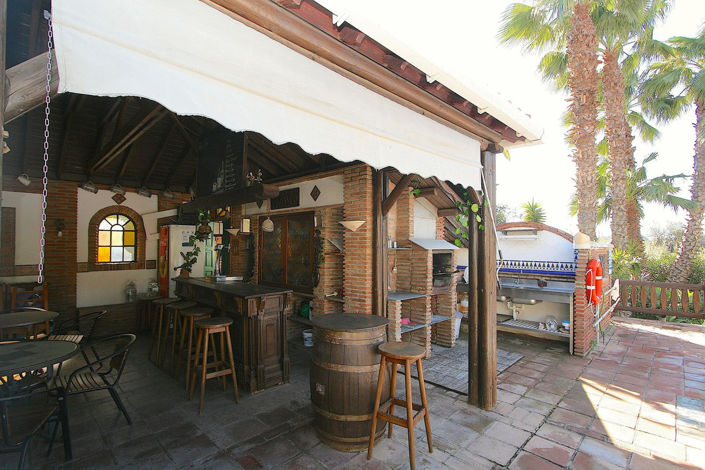 Image No.16-8 Bed Villa for sale