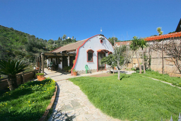 Image No.34-8 Bed Villa for sale