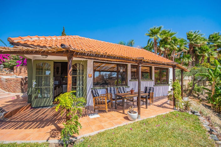 Image No.6-8 Bed Villa for sale