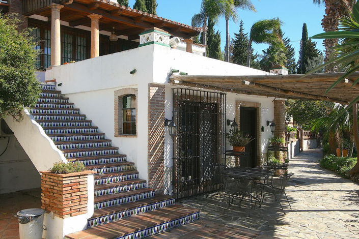 Image No.8-8 Bed Villa for sale