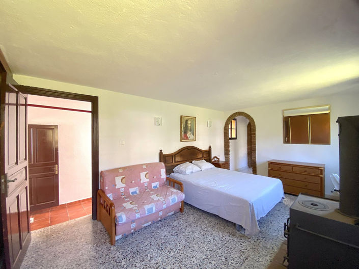 Image No.17-5 Bed Finca for sale