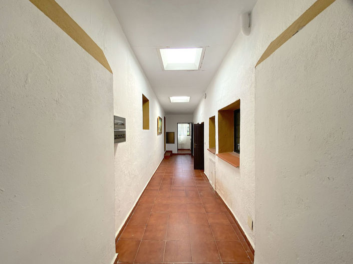 Image No.18-5 Bed Finca for sale
