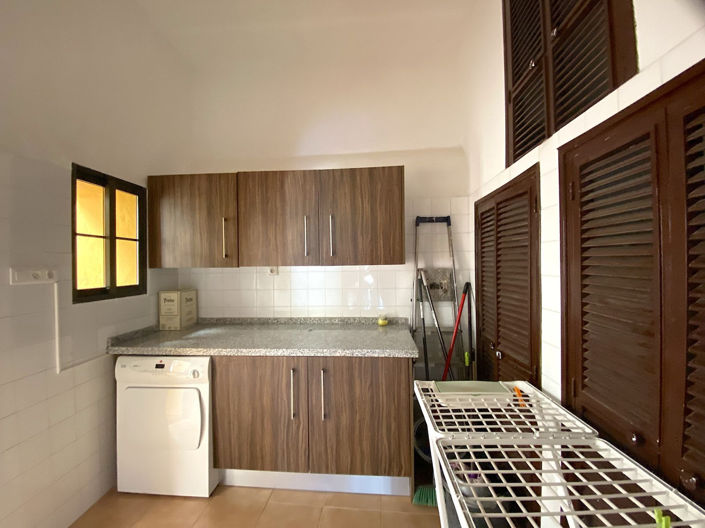 Image No.8-5 Bed Finca for sale