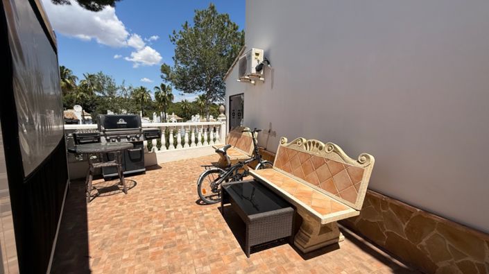 Image No.31-4 Bed Villa for sale