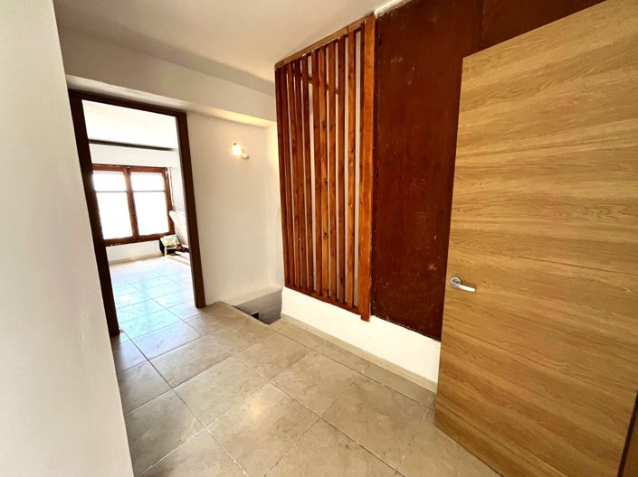 Image No.23-2 Bed Townhouse for sale