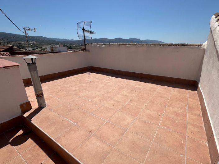 Image No.27-2 Bed Townhouse for sale