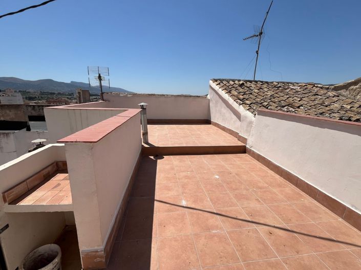 Image No.4-2 Bed Townhouse for sale