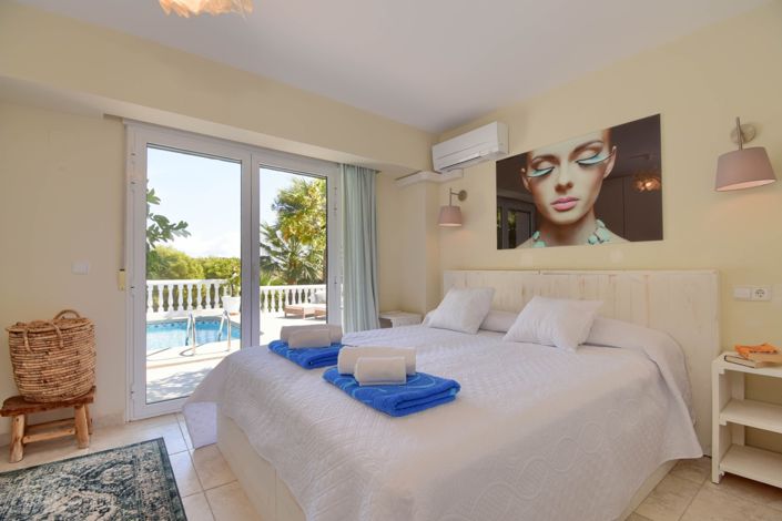 Image No.17-4 Bed Villa for sale