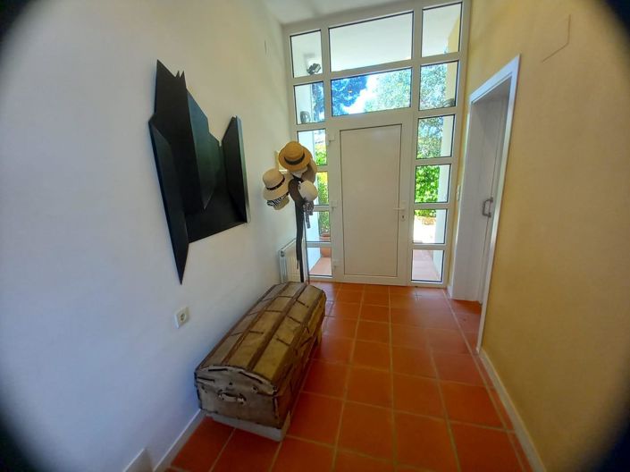 Image No.8-4 Bed Villa for sale
