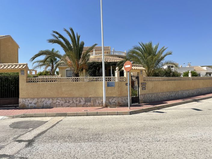 Image No.11-3 Bed Villa for sale