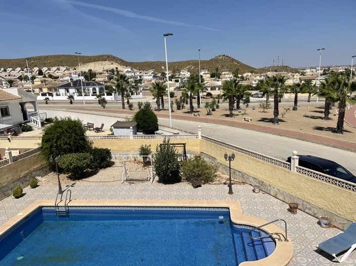 Image No.17-3 Bed Villa for sale