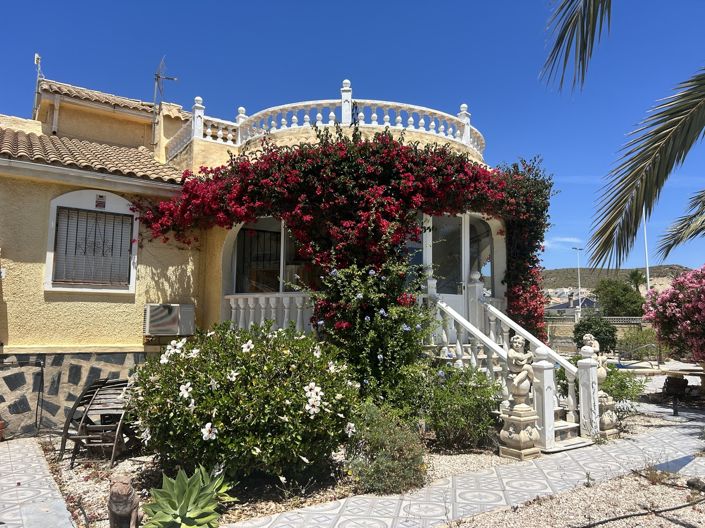 Image No.2-3 Bed Villa for sale