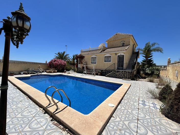 Image No.21-3 Bed Villa for sale