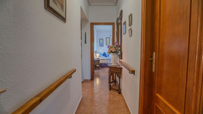 Image No.22-3 Bed Country House for sale