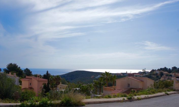 Image No.2-4 Bed Villa for sale
