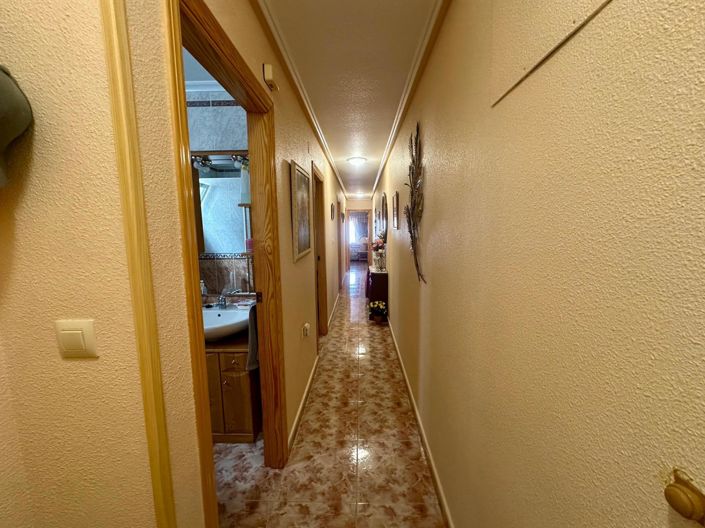 Image No.6-Appartement de 2 chambres à vendre à Torrevieja