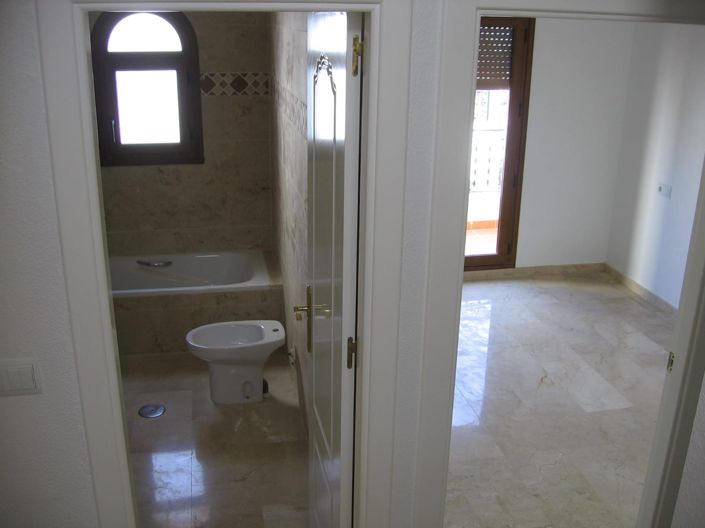 Image No.21-2 Bed Duplex for sale