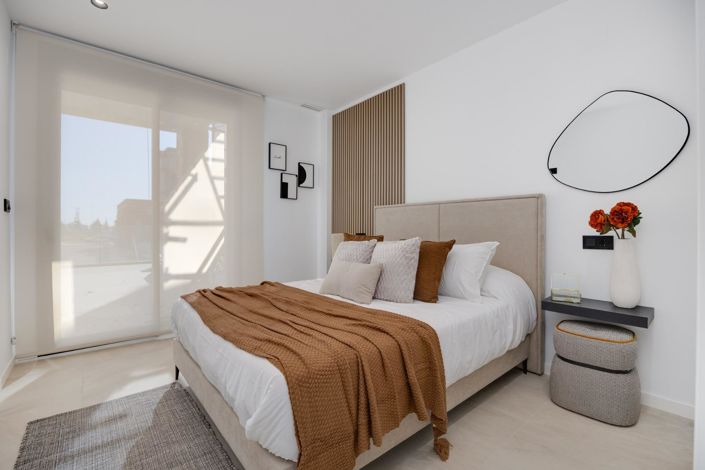 Image No.23-3 Bed Apartment for sale