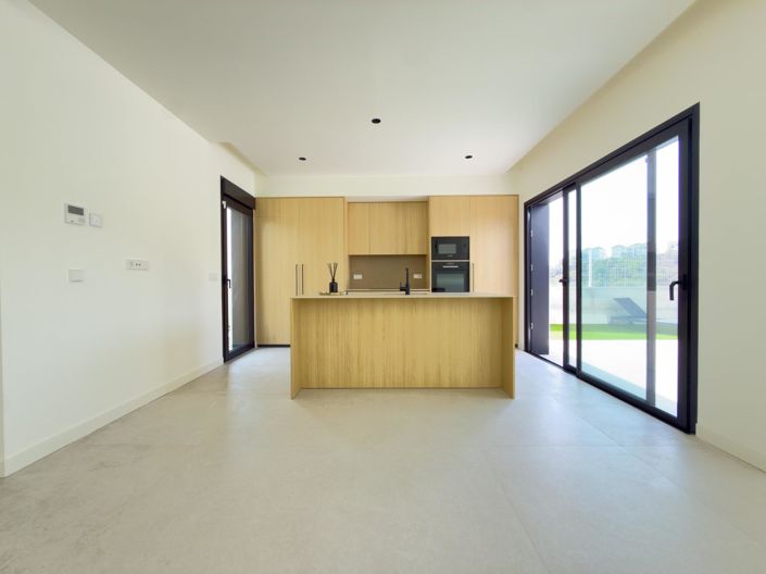 Image No.35-4 Bed Villa for sale