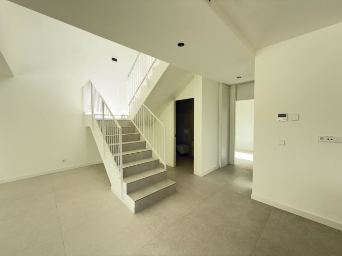 Image No.37-4 Bed Villa for sale