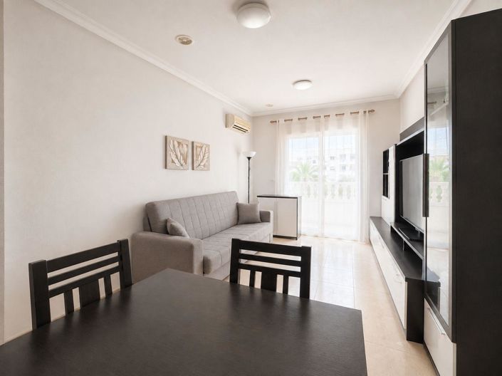 Image No.2-Appartement de 2 chambres à vendre à Torrevieja