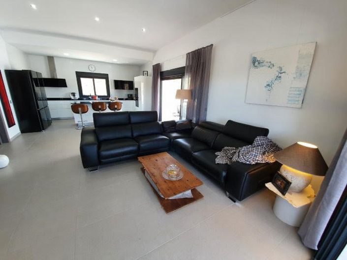 Image No.12-3 Bed Villa for sale