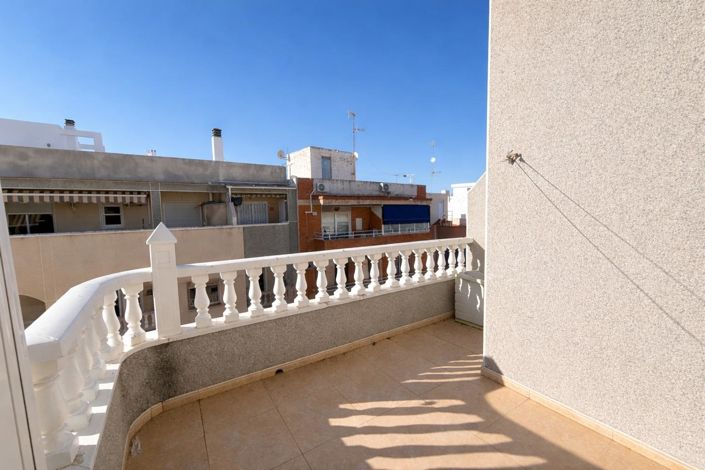 Image No.2-Penthouse de 2 chambres à vendre à Torrevieja