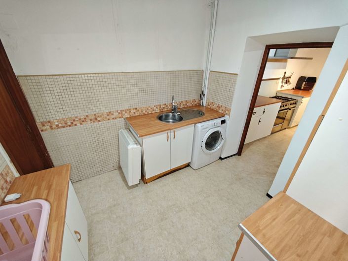 Image No.16-3 Bed Country House for sale