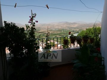village-house-in-alora-14-large