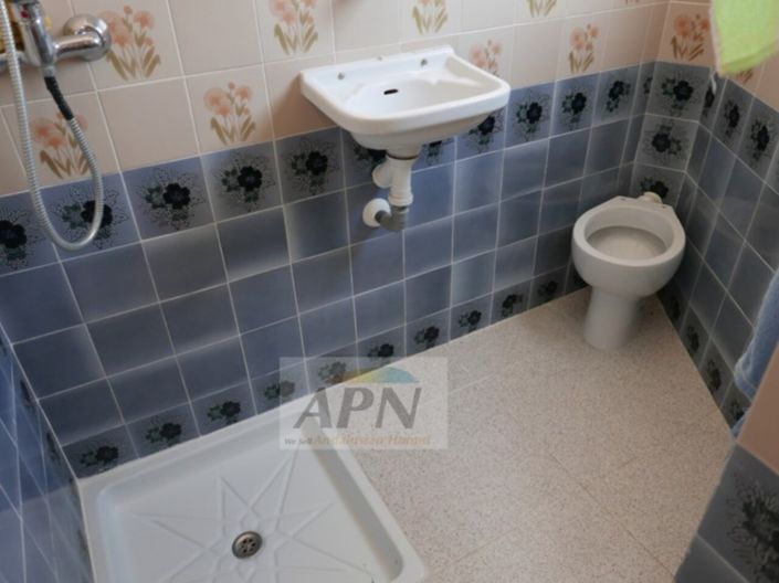 Image No.18-4 Bed Townhouse for sale