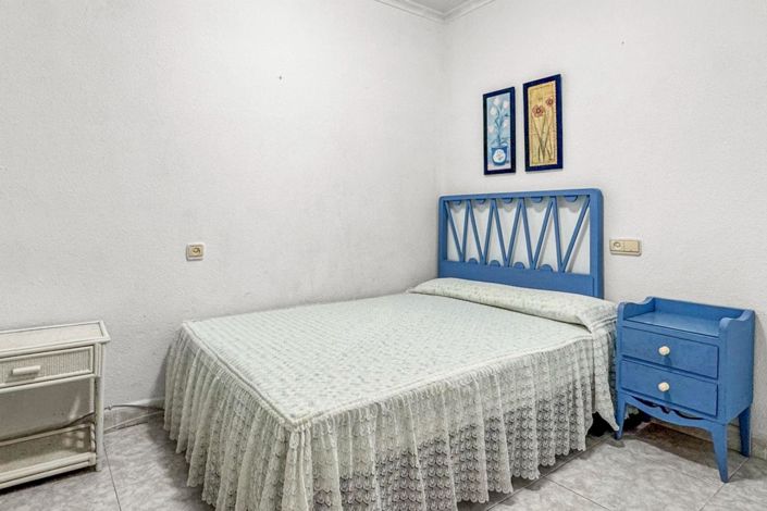 Image No.17-3 Bed Apartment for sale
