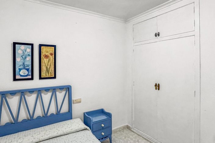 Image No.18-3 Bed Apartment for sale