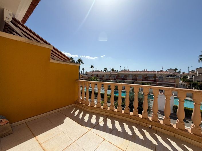 Image No.7-3 Bed Townhouse for sale