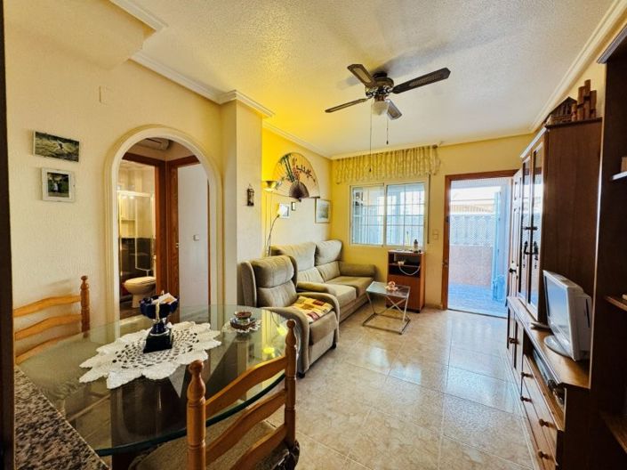Image No.12-2 Bed Apartment for sale