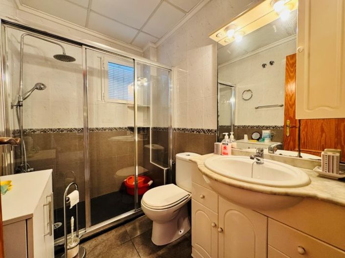 Image No.16-2 Bed Apartment for sale
