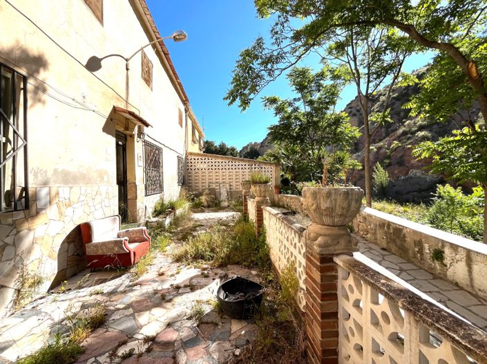Image No.2-3 Bed Country House for sale
