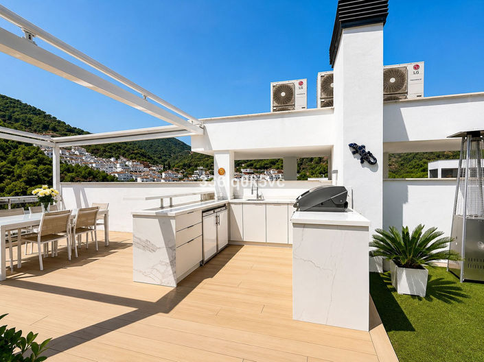 Image No.5-3 Bed Penthouse for sale